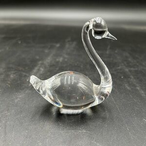 Art glass Elegant crystal Clear Glass Swan Figurine